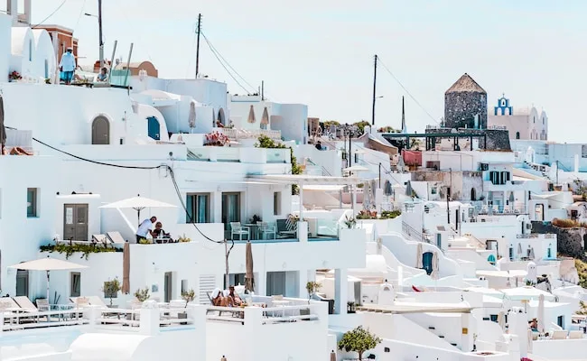 Greece Golden Visa: Indian Investors Rush to Buy Homes Before Rule Changes-20/09/2024