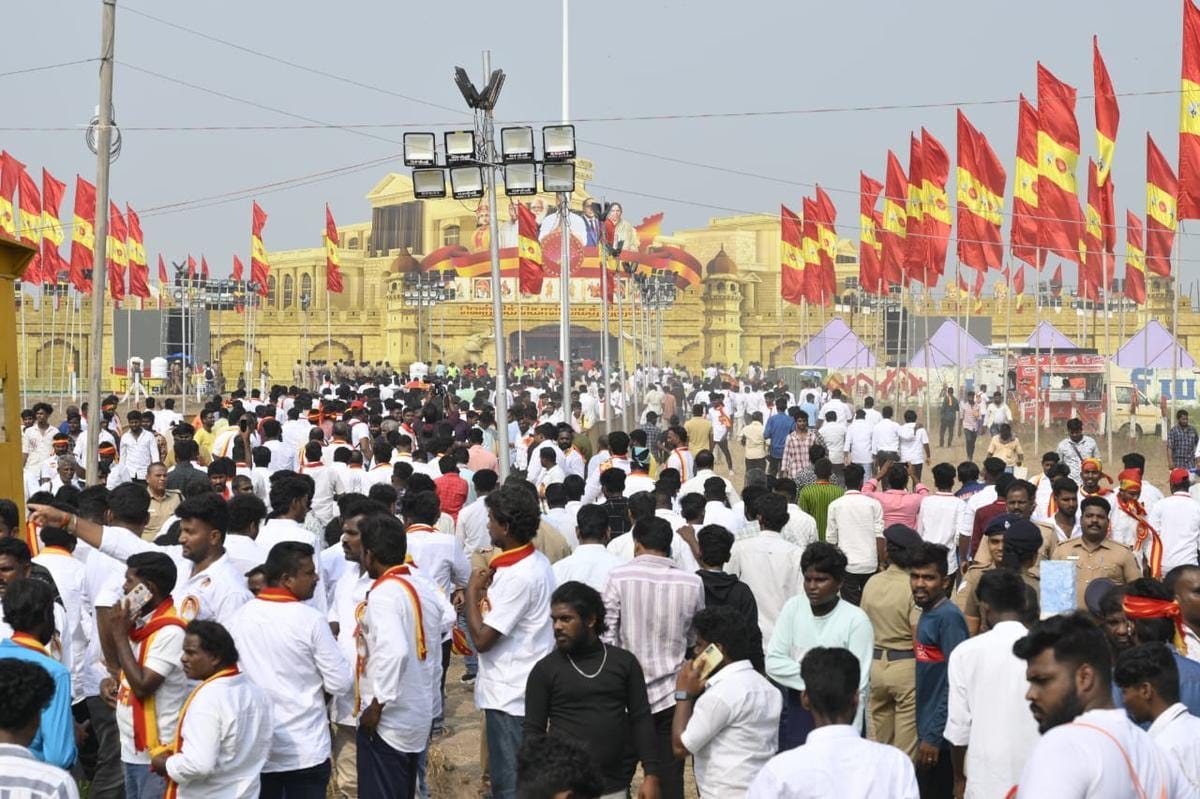 WhatsApp Image 2024 10 27 at 9.53.23 AM 1 Vijay’s Political rally Debut: Vikravandi Rally Highlights- October 2024