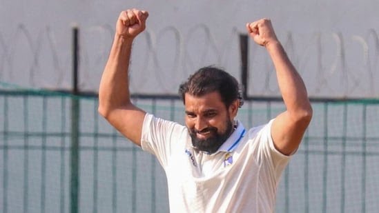 Ravi Shastri Pushes for Mohammed Shami After Travis Head Dominates Indian Bowlers 2024