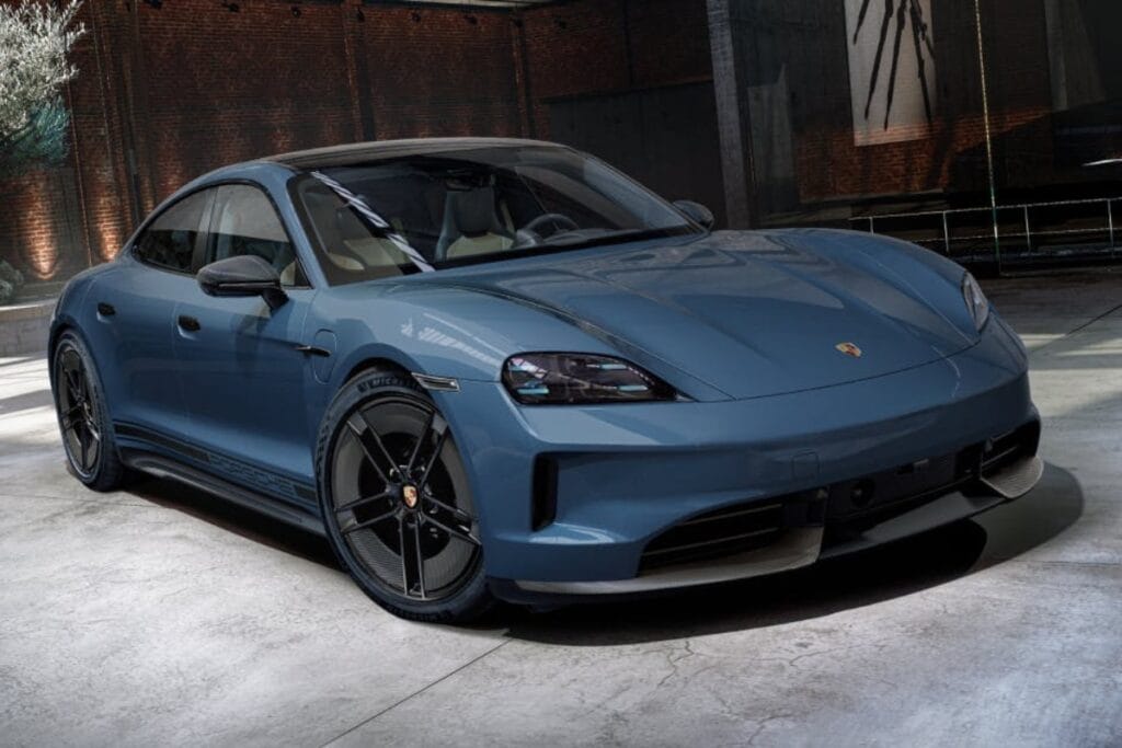 Porsche Taycan इलेक्ट्रिक दुनिया में एक शानदार क्रांति 9 1 211 Porsche Taycan इलेक्ट्रिक दुनिया में एक शानदार क्रांति