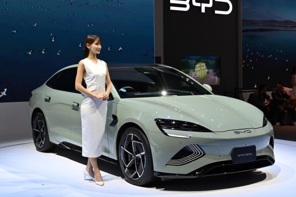 1 217 BYD Car जानिए इस शानदार इलेक्ट्रिक कार ब्रांड के बारे में सब कुछ