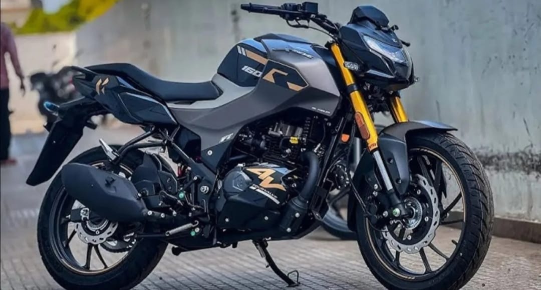 1 76 सिर्फ ₹18,000 में बनाएं Hero Xtreme 160R को अपना, स्टाइल और परफॉर्मेंस का शानदार मेल