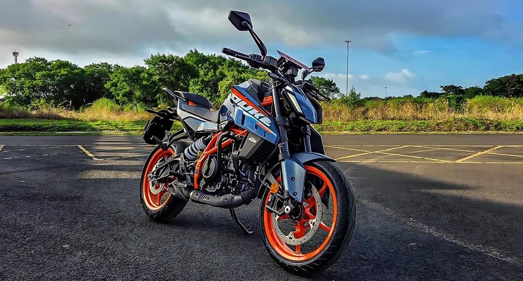 2 163 KTM 390 Duke 2024 दमदार परफॉर्मेंस और स्टाइल का बेहतरीन कॉम्बिनेशन