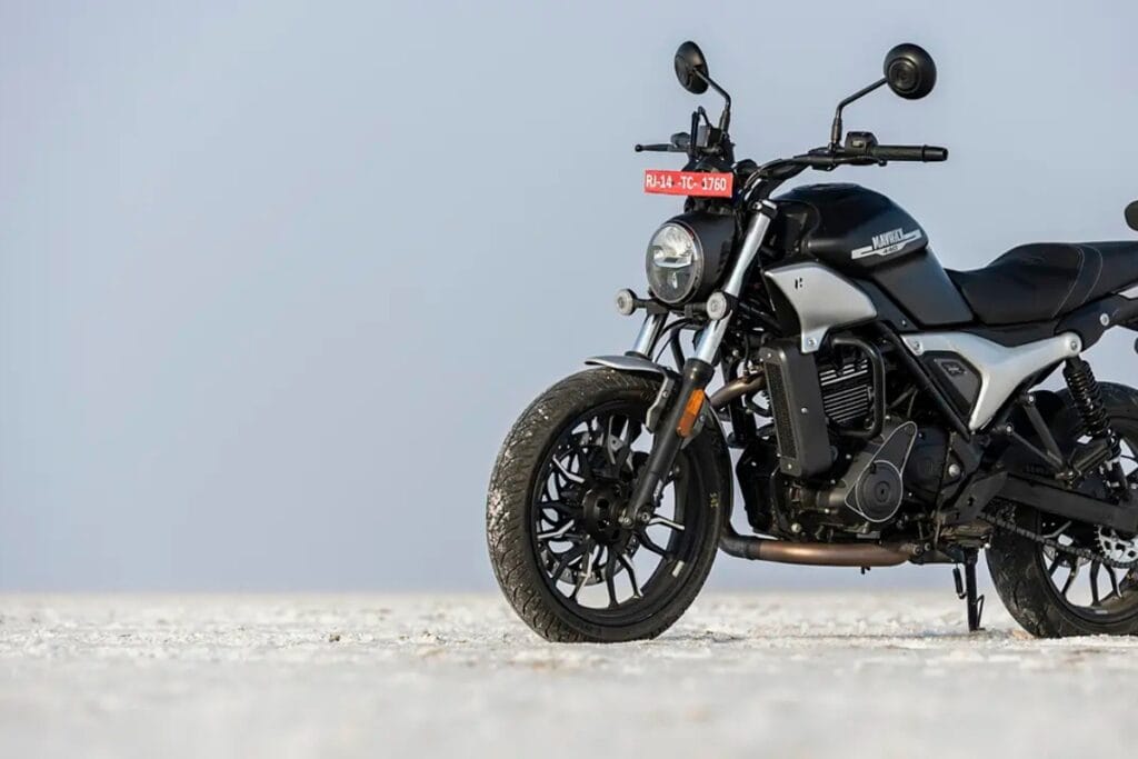 2 184 एक शानदार क्रूज़र बाइक का परिचय