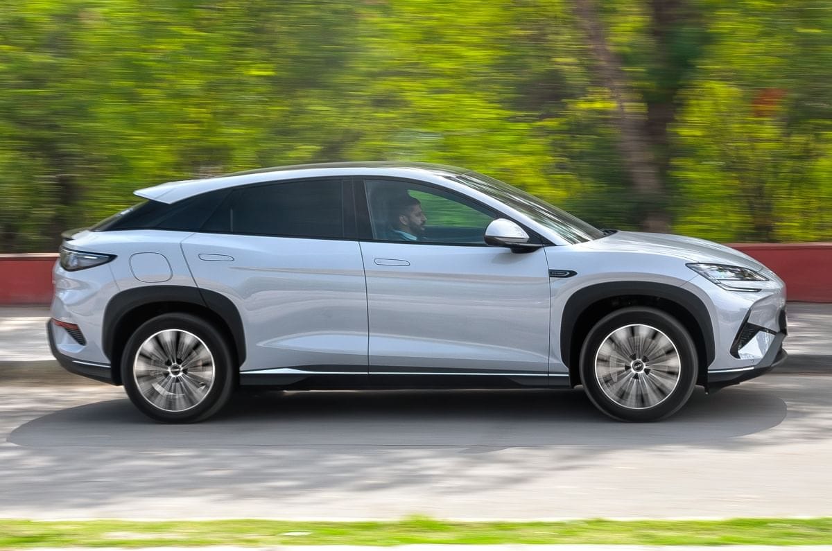 20250415013458 BYD Sealion 7 side pan real world range BYD Celsius 7 Range Test in real world with city and highway mileage