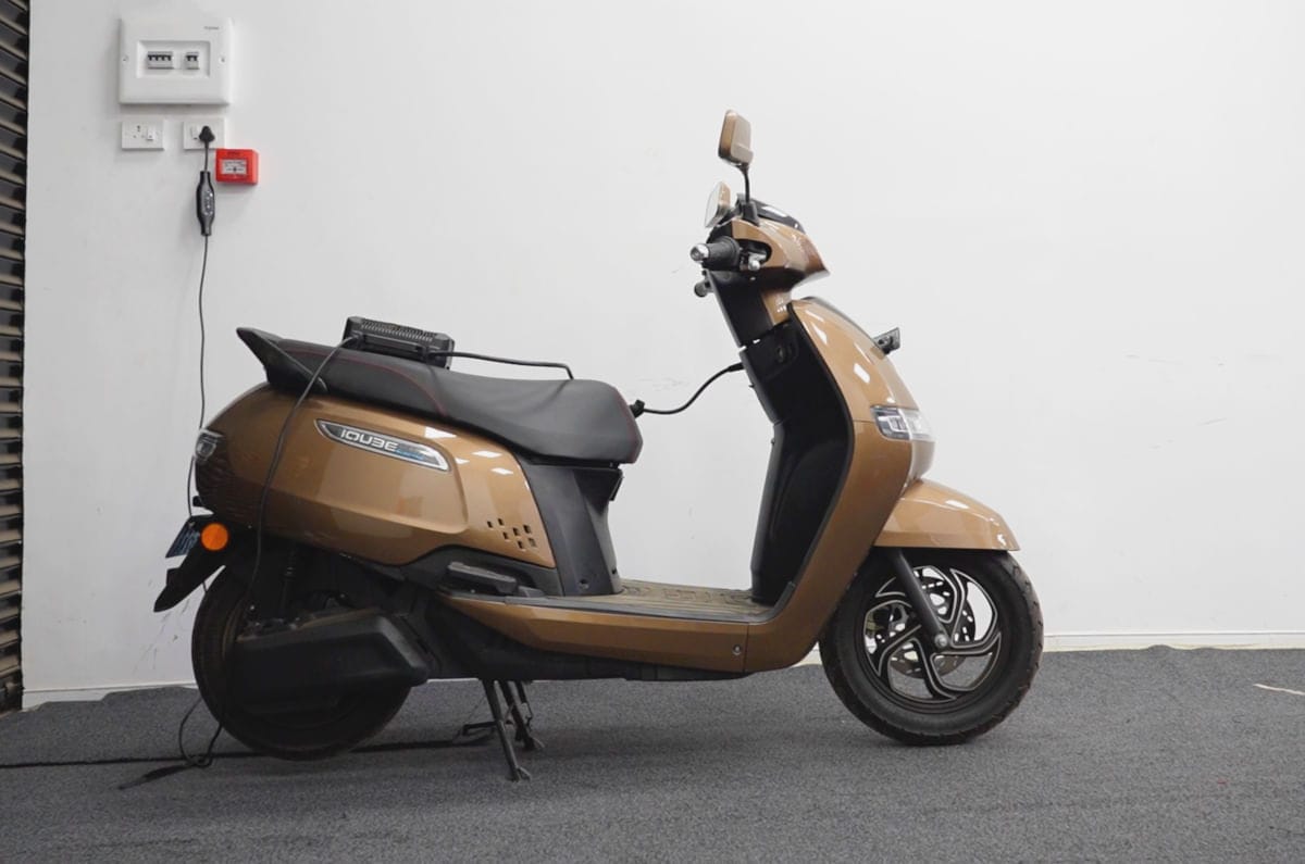 20250425112507 TVS20iQube202.220charging20shot Tvs IQUBE 2.2 Testing and explained of Real World Range