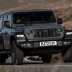 3 205 Jeep Wrangler रोमांच से भरपूर हर सफर की असली पहचान
