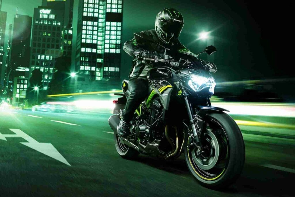 3 227 दमदार लुक और जबरदस्त परफॉर्मेंस का तगड़ा कॉम्बिनेशन