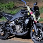 Nirbhay 12 Husqvarna Svartpilen 401 भारतीय सड़कों पर रेट्रो स्टाइल और मॉडर्न पावर का अद्भुत मेल