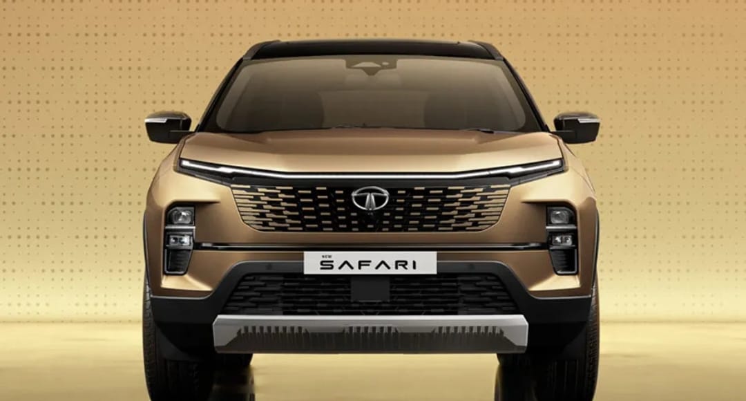 Nirbhay 2025 04 20T164602.108 नई Tata Safari लग्ज़री, ताकत और टेक्नोलॉजी का परफेक्ट कॉम्बिनेशन