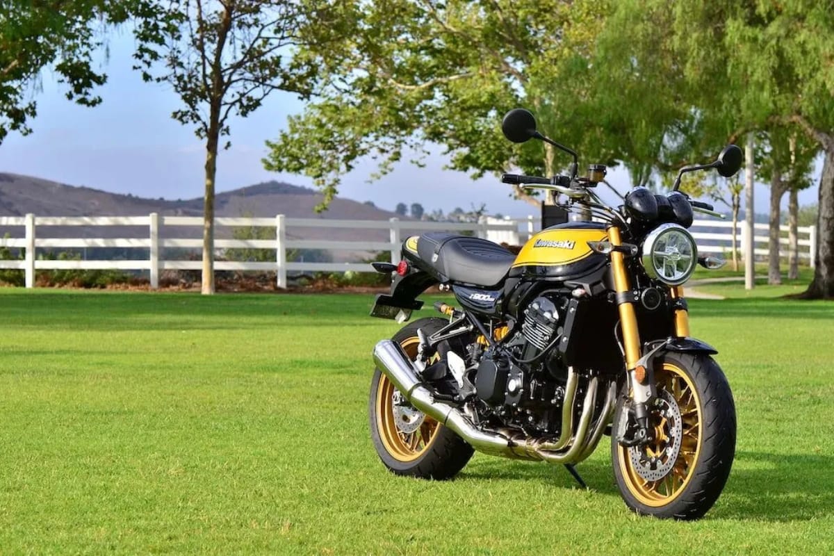 Nirbhay 2025 04 23T122542.676 स्टाइल भी, पावर भी Kawasaki Z900RS है हर दिल का अरमान