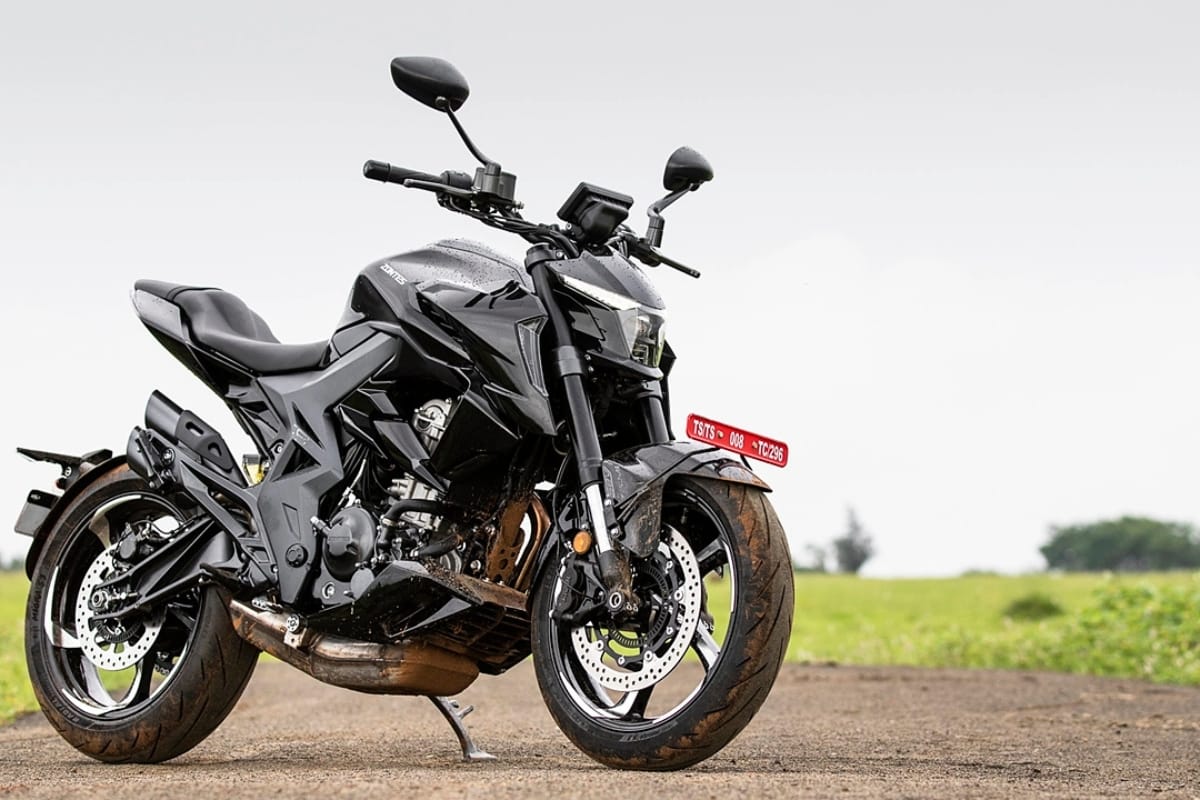 Nirbhay 2025 04 26T065150.756 Zontes 350R रफ्तार, रॉयलटी और राइडिंग का नया नाम