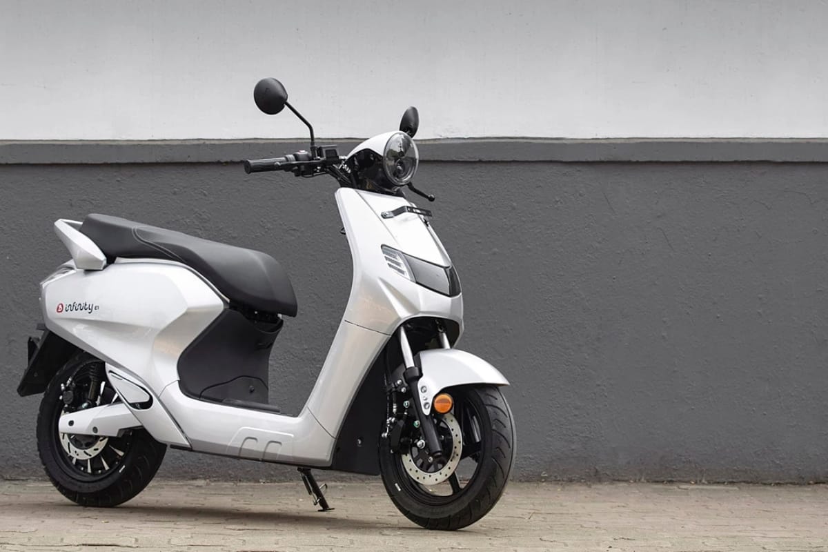 Nirbhay 2025 04 26T200121.546 Bounce Infinity E1 फीचर्स से भरपूर, कीमत में शानदार एक स्मार्ट फैसला