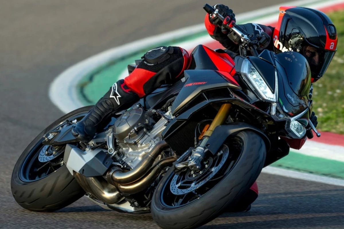 Nirbhay 2025 04 29T223925.092 Aprilia Tuono 660 स्टाइल, पावर और टेक्नोलॉजी का परफेक्ट मेल