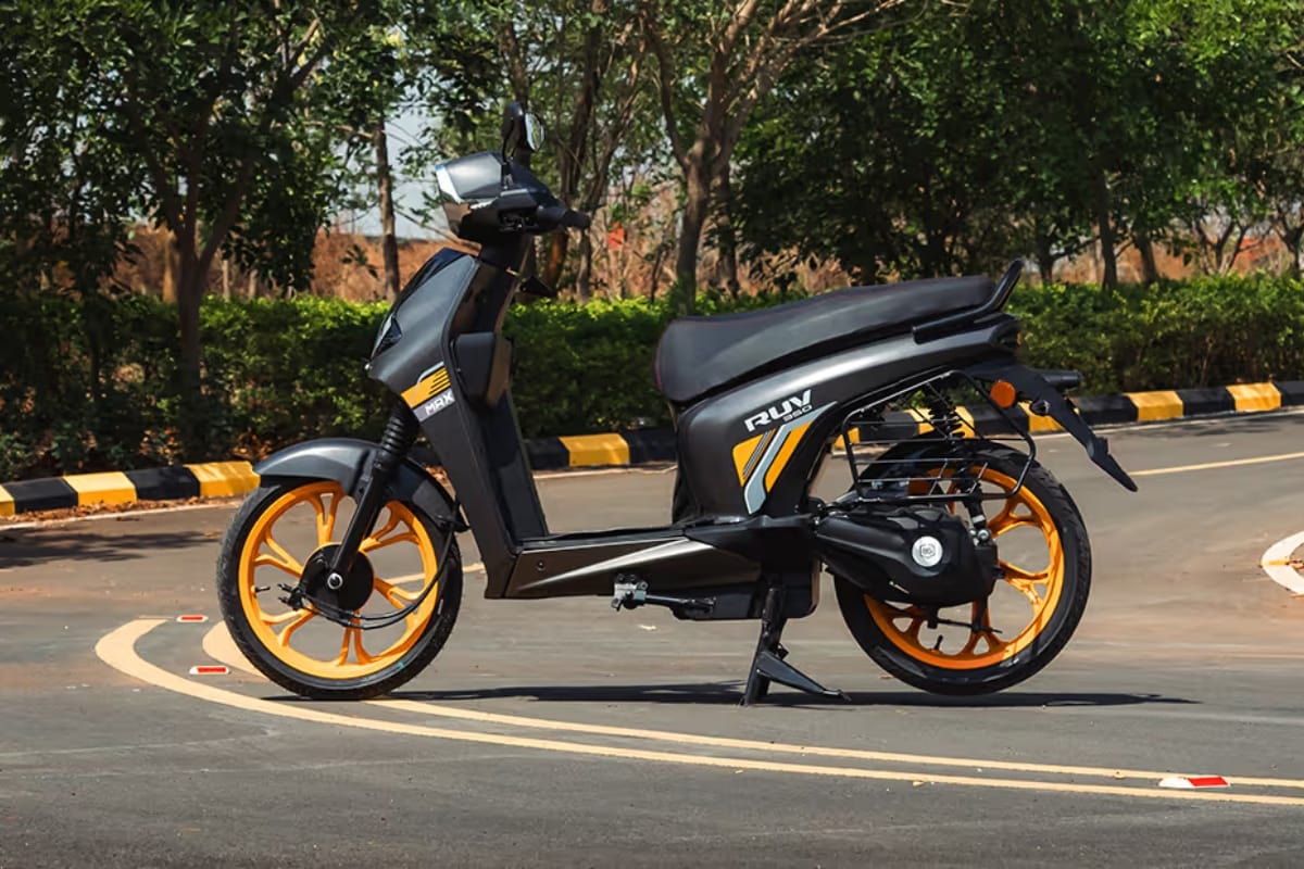 Nirbhay 68 BGauss RUV 350 स्मार्ट स्कूटर, स्मार्ट सफर का नया अंदाज़