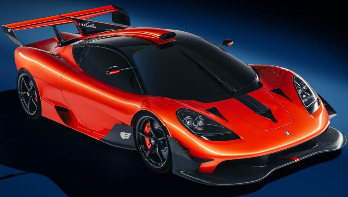 1 84 हर किसी का सपना होता है कि वो कभी ना कभी ऐसी कार में बैठे जो सिर्फ रफ्तार की नहीं, बल्कि इतिहास की भी मिसाल हो।