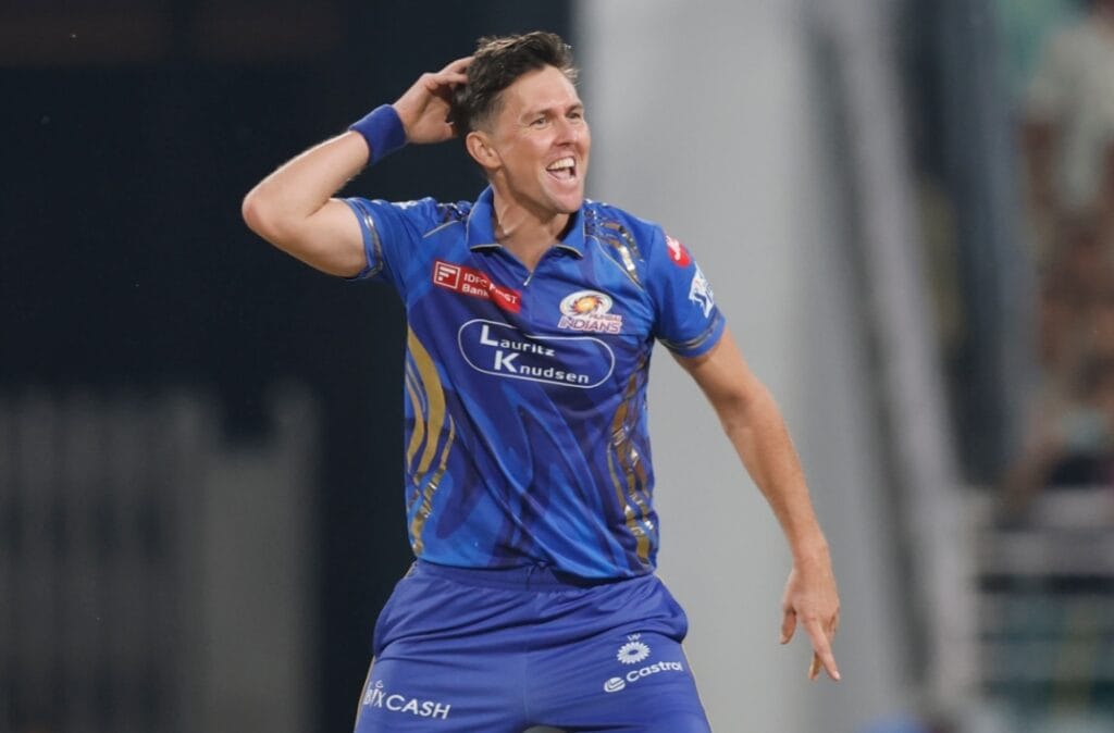 Boult Dismissed Gill in First Over, Surpasses Bhuvneshwar in IPL Record 1 Boult Dismissed Gill