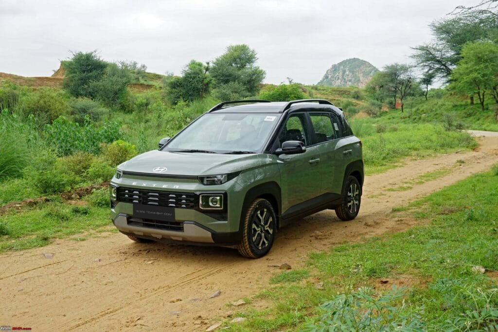 2 14 एक ऐसा कॉम्पैक्ट SUV जो आपके हर सफर को बना देगा खास