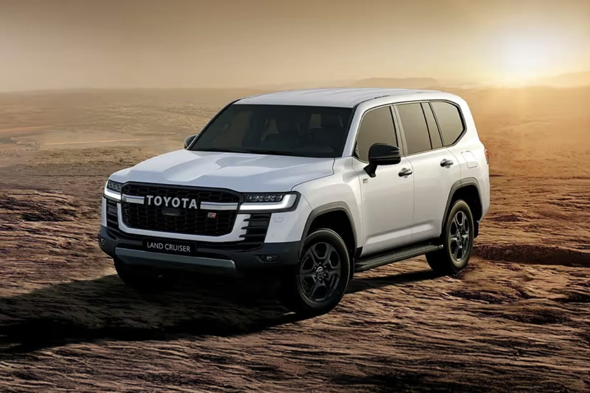 2 46 एक लग्जरी और शक्ति से भरी एसयूवी