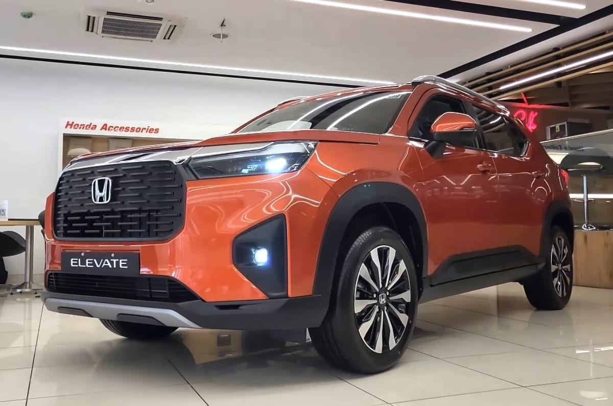 20250505060345 Honda Elevate VX showroom Honda Elevate Price Slash | Autocar India