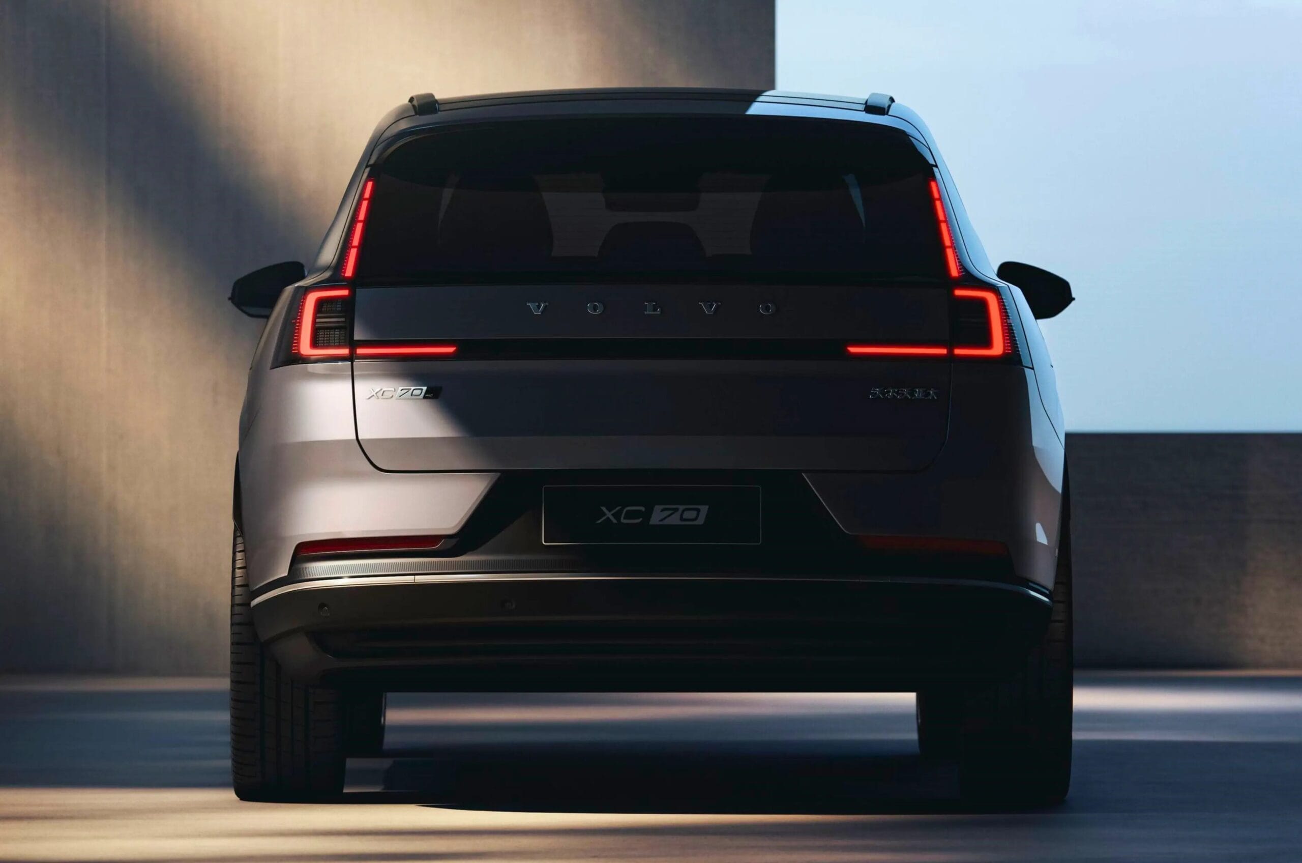 20250508051014 320 1 scaled New Volvo XC70 plug-in revived as Hybrid SUV