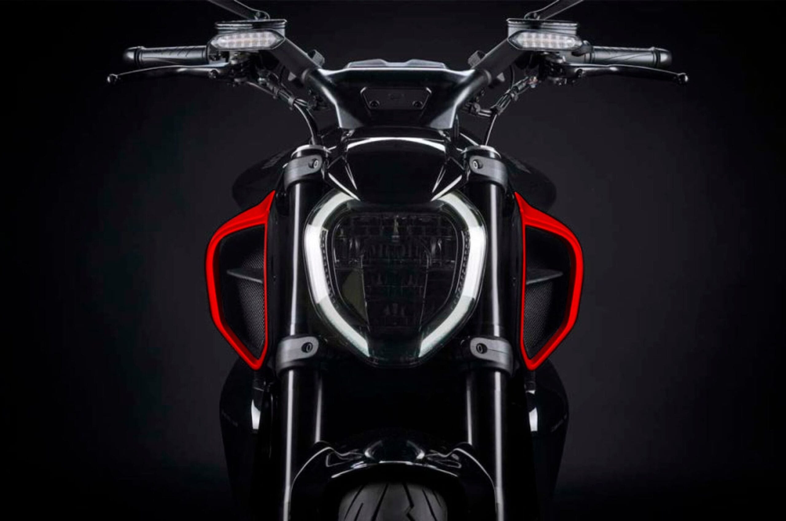 20250512063706 Ducati20Diavel20V420Silhouette20Web scaled Ducati Divel V4 RS Lick; Expected launch in 2026