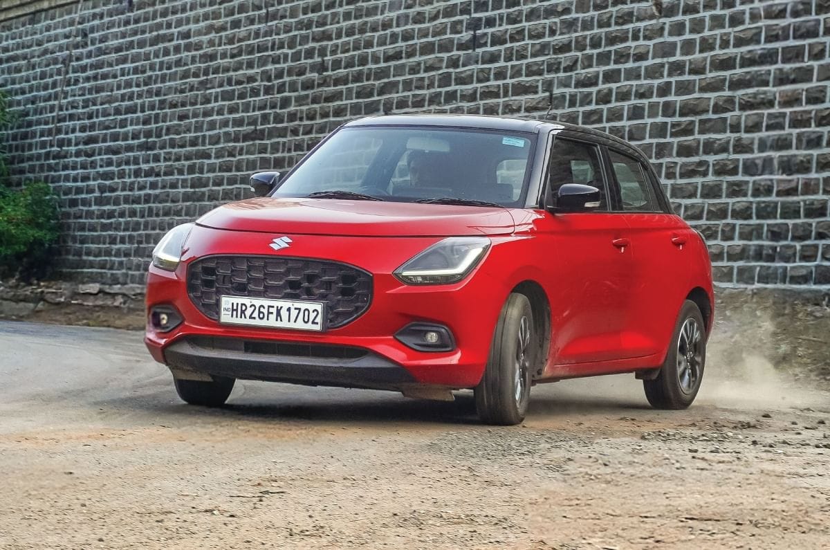 20250516114215 Maruti Swift long term review front drift Long -term review of Maruti Swift with mileage and performance and features of more than 9000 km - introduction