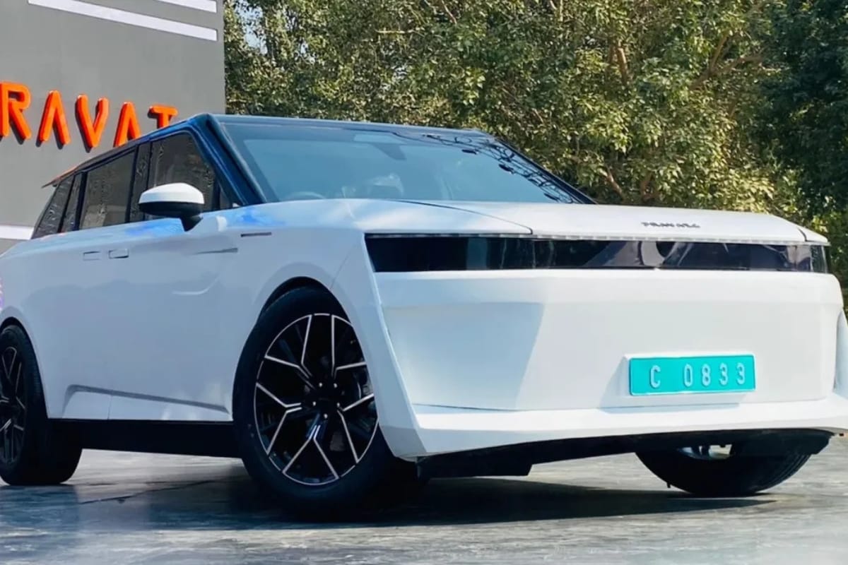 Nirbhay 2025 05 08T121930.719 500km रेंज, 4.9 सेकंड में 100km/h ये है भारत की EV सुपरकार Pravaig Defy