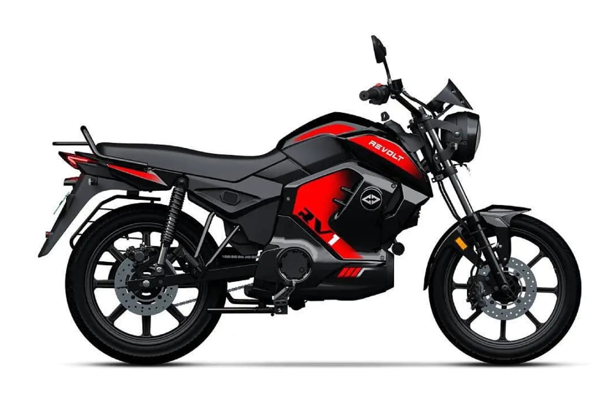 Nirbhay 2025 05 09T203844.850 Revolt RV1 स्टाइल, स्पीड और स्मार्टनेस का परफेक्ट मेल