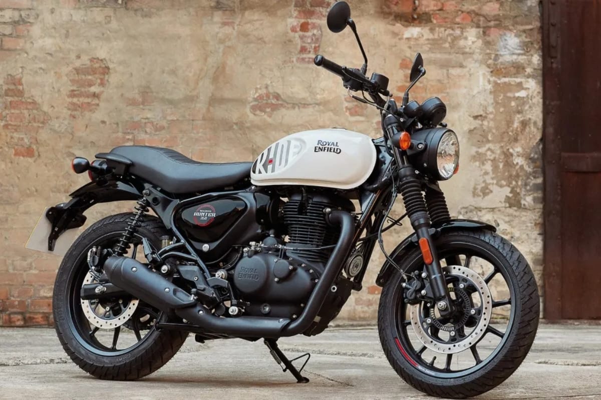 Nirbhay 2025 05 09T211239.761 रॉयल लुक, दमदार परफॉर्मेंस यही है Royal Enfield Hunter 350 की पहचान