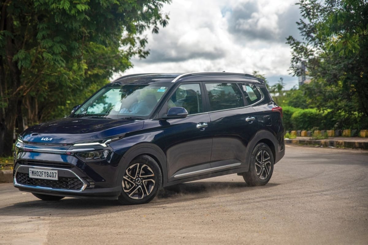 Nirbhay 2025 05 10T121302.312 Kia Carens स्पेस, स्टाइल और सेफ्टी का शानदार संगम