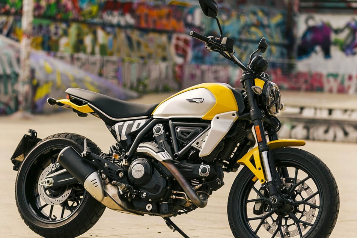 Nirbhay 2025 05 20T092734.336 Ducati Scrambler Icon Dark ₹9.96 लाख में आएगी रेट्रो लुक वाली दमदार सुपरबाइक