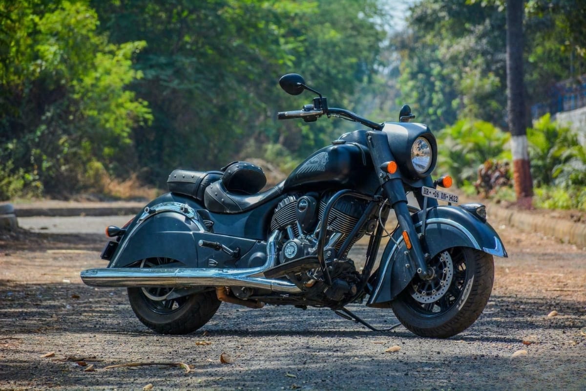 Nirbhay 2025 05 23T201706.063 Royal Look और फीचर के साथ आई ₹20.20 लाख की Indian Chief Dark Horse