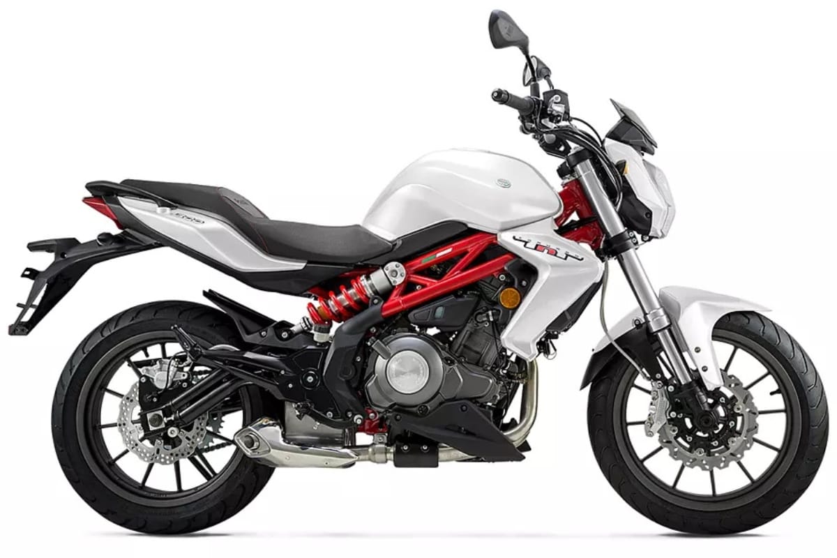 Nirbhay 2025 05 27T131418.346 Benelli TNT 300 स्टाइल, पावर और फीचर्स के साथ ₹3.40 लाख में