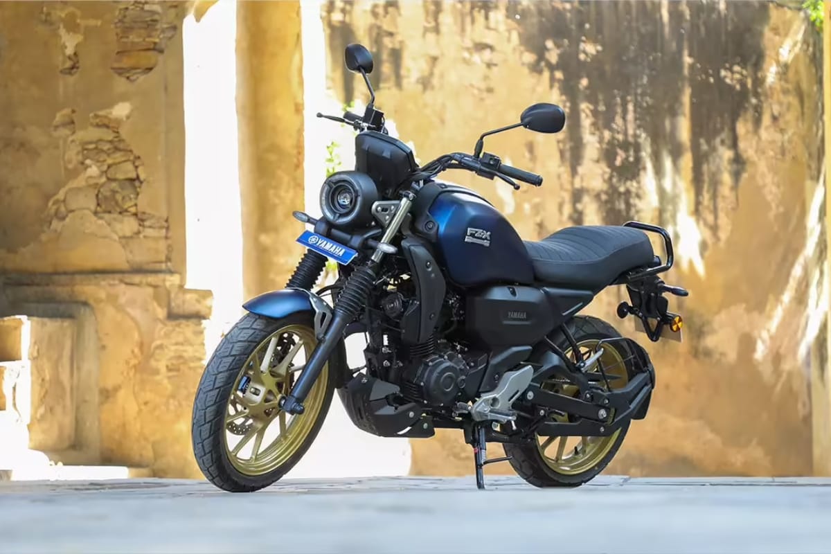 Nirbhay 2025 06 06T143919.983 Yamaha FZ X 149cc दमदार बाइक, 1.39 लाख से शुरू, LED हेडलाइट और स्मार्टफोन कनेक्टिविटी के साथ