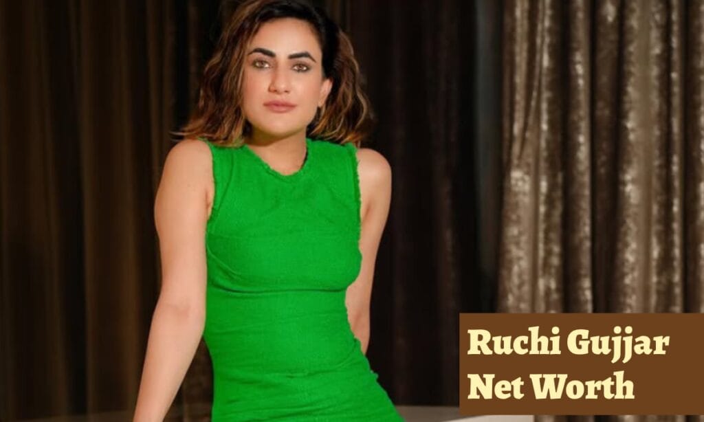 IMG 3162 यहां से देखें, निर्देशक जो निर्देशक को चप्पल के साथ पीटते हैं, अभिनेत्री रूचि गुजजर से संबंधित पूरी जानकारी