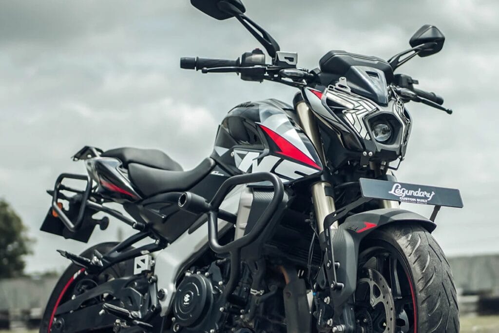 Nirbhay 2025 07 18T092916.106 1.92 लाख बजाज पल्सर NS400Z में 12 लीटर ईंधन टैंक, 4 राइड मोड और शक्तिशाली शैली मिली