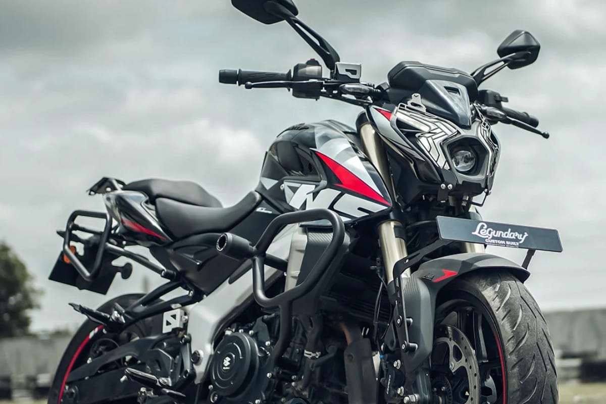 Nirbhay 2025 07 18T092916.106 1.92 लाख बजाज पल्सर NS400Z में 12 लीटर ईंधन टैंक, 4 राइड मोड और शक्तिशाली शैली मिली