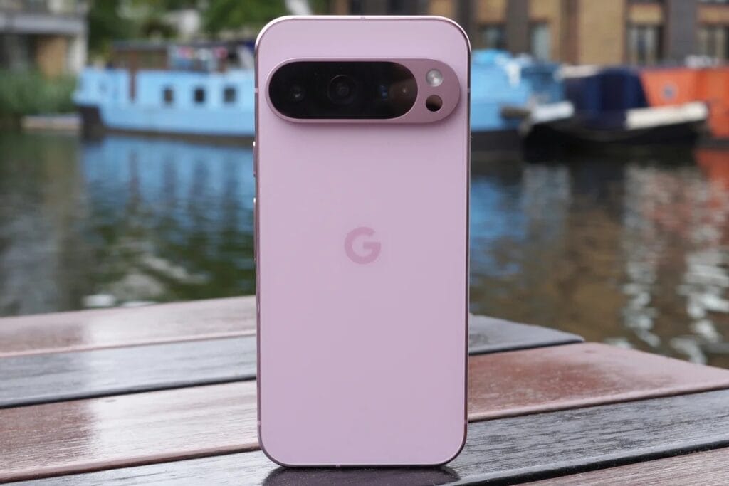 Nirbhay 2025 07 22T232502.016 Google Pixel 9 PRO 5X ज़ूम, 42MP सेल्फी और 4700mAh बैटरी कॉम्पैक्ट फ्लैगशिप, 85,000 में लॉन्च करें