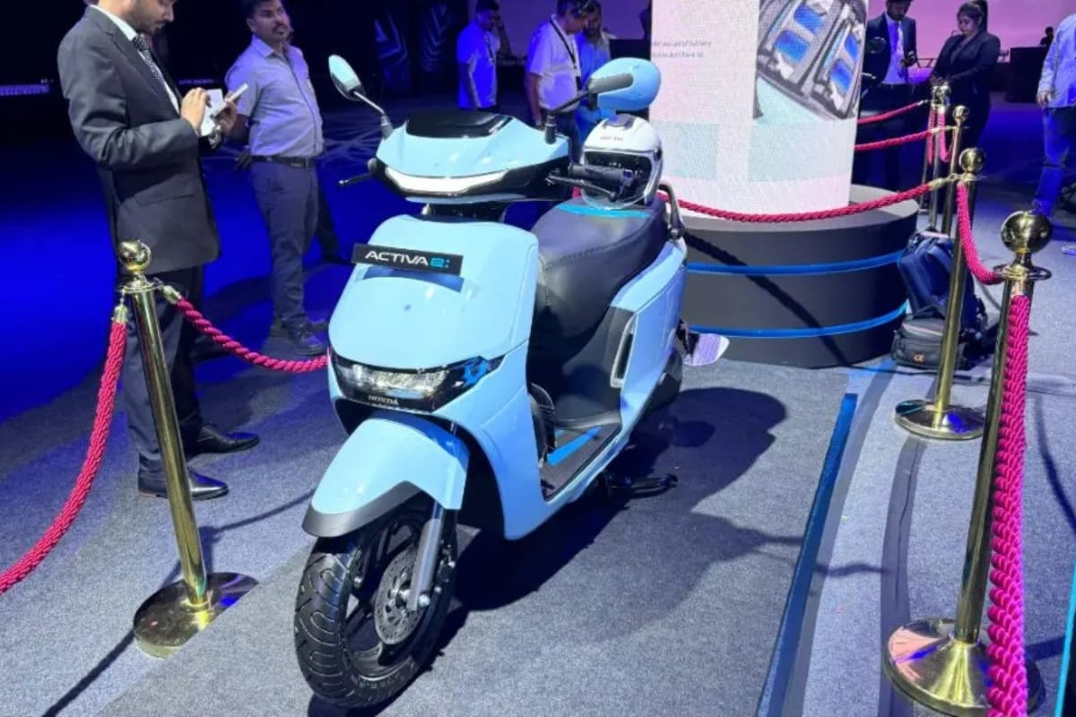 Nirbhay 2025 07 25T105631.249 Honda Activa e 1.17 लाख राग 102 किमी और स्मार्ट TFT स्क्रीन के साथ नया इलेक्ट्रिक स्कूटर