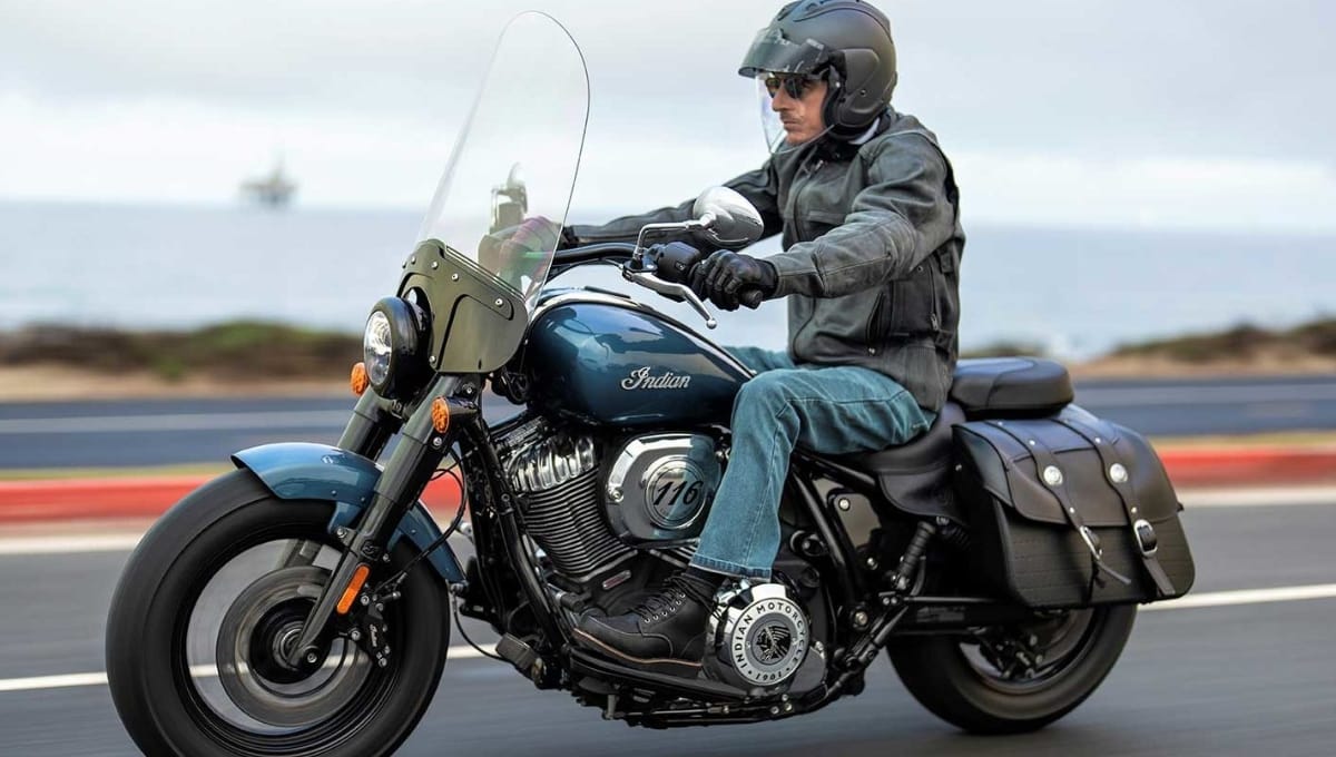 एक महान क्रूजर बाइक जिसमें मजबूत सुविधाएँ और ₹ 22.82-24.35 लाख की कीमत है