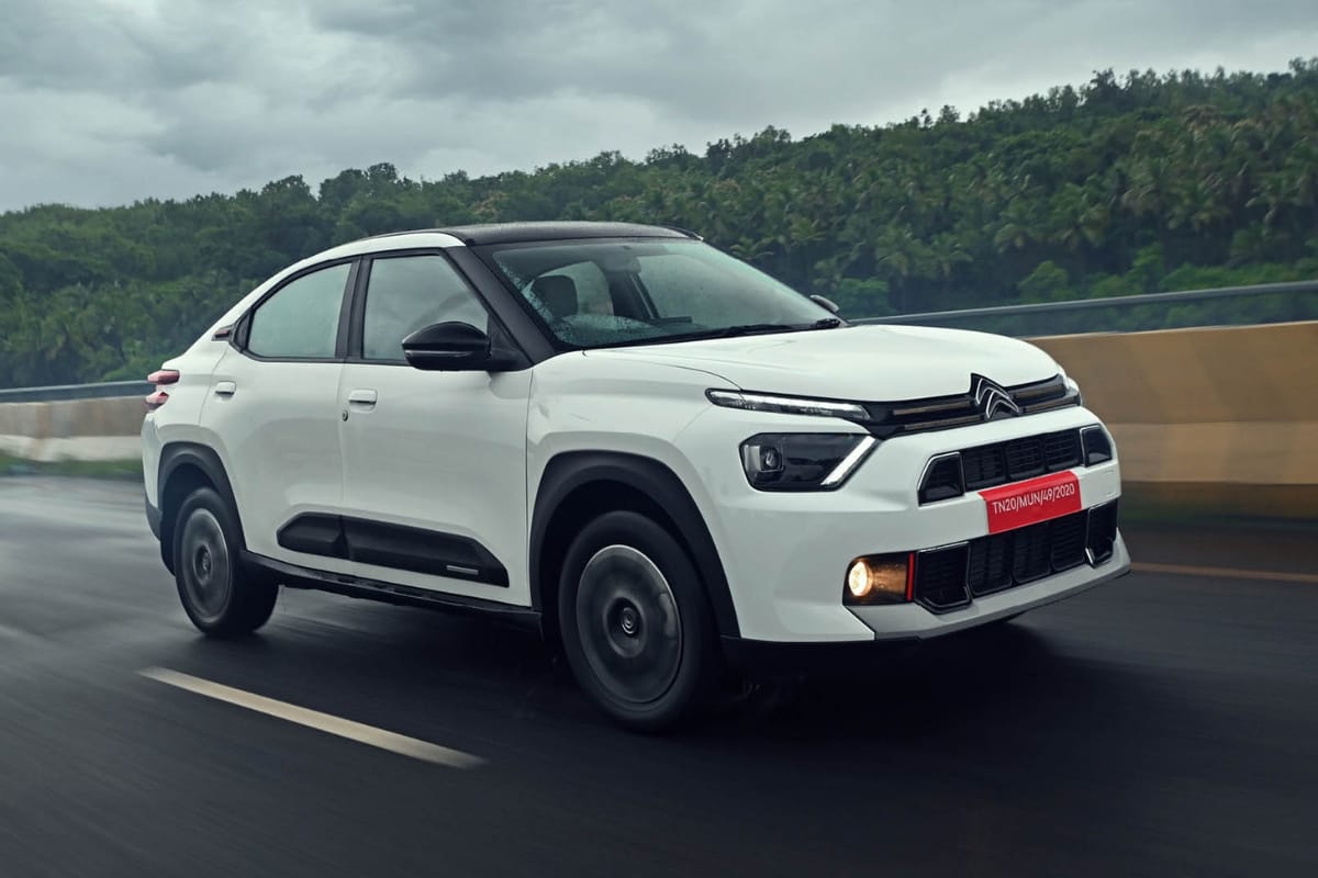Nirbhay 2025 07 31T110156.383 Citroen Basalt SUV 470 लीटर बूट स्पेस और 19.5 kmpl माइलेज सिर्फ 8.32 लाख में