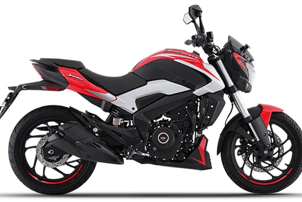 बजाज डोमिनर 250 1.92 लाख 250cc पावर, एलईडी लाइट्स और स्लिपर क्लच 12 Nirbhay 2025 08 06T071712.331 बजाज डोमिनर 250 1.92 लाख 250cc पावर, एलईडी लाइट्स और स्लिपर क्लच