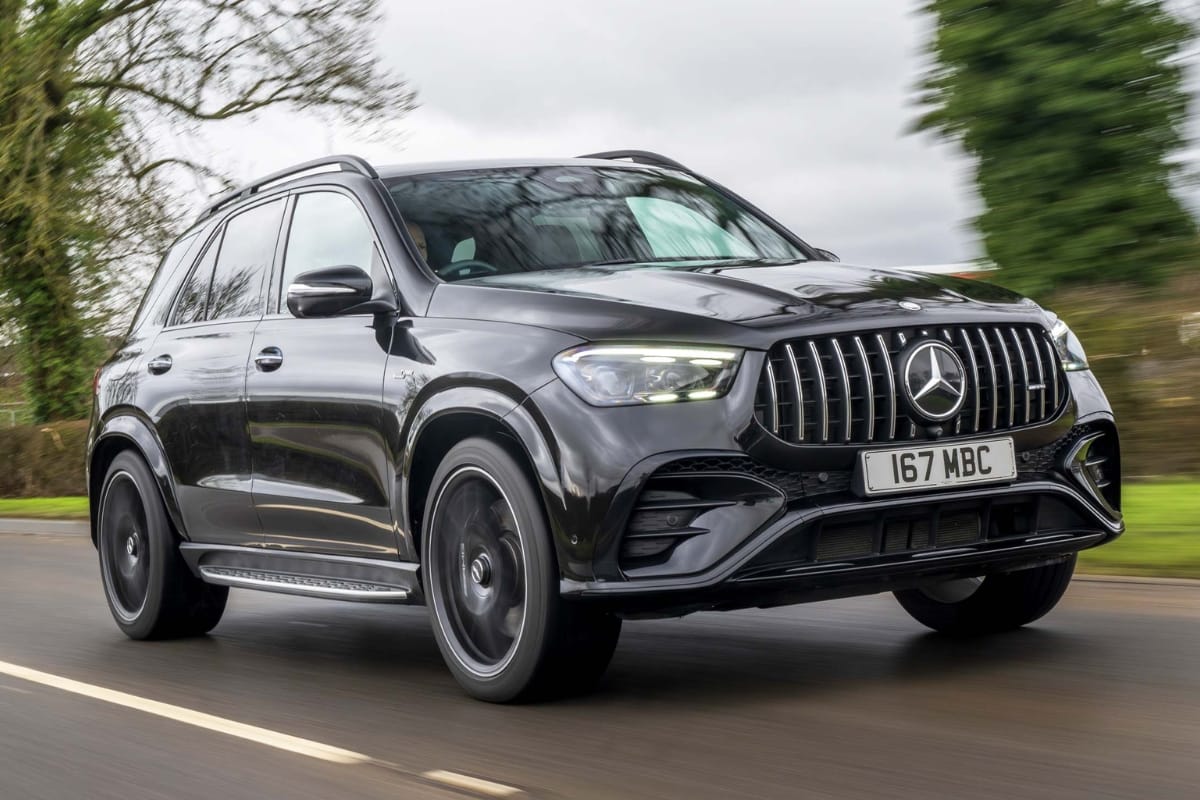 Nirbhay 2025 08 08T112325.215 नई मर्सिडीज बेंज गेल 1.19 करोड़ तक जैसे कि एस क्लास और स्ट्रॉन्ग डीजल इंजन जैसी सुविधाओं के साथ