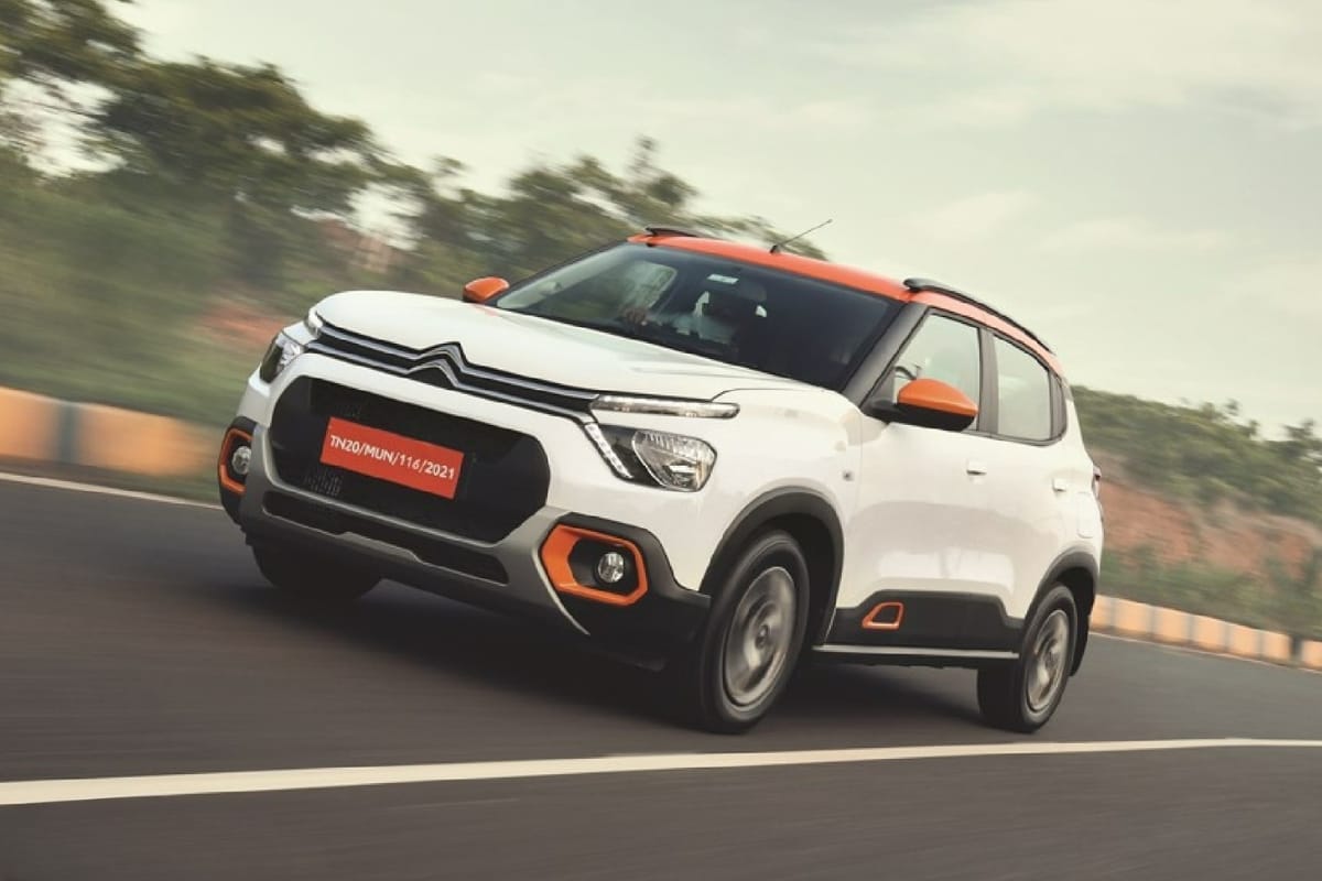 Nirbhay 2025 08 16T074304.069 Citroen C3 1.2L पेट्रोल इंजन, 10 इंच टचस्क्रीन और SUV स्टांस 6.16 लाख में