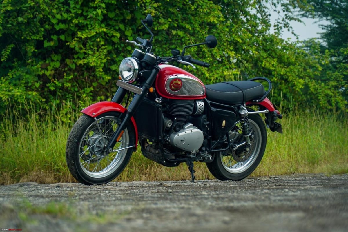 Nirbhay 2025 08 26T142909.691 बीएसए गोल्ड स्टार 650 652cc शक्तिशाली इंजन, क्लासिक डिजाइन और शक्तिशाली प्रदर्शन मूल्य 3.12