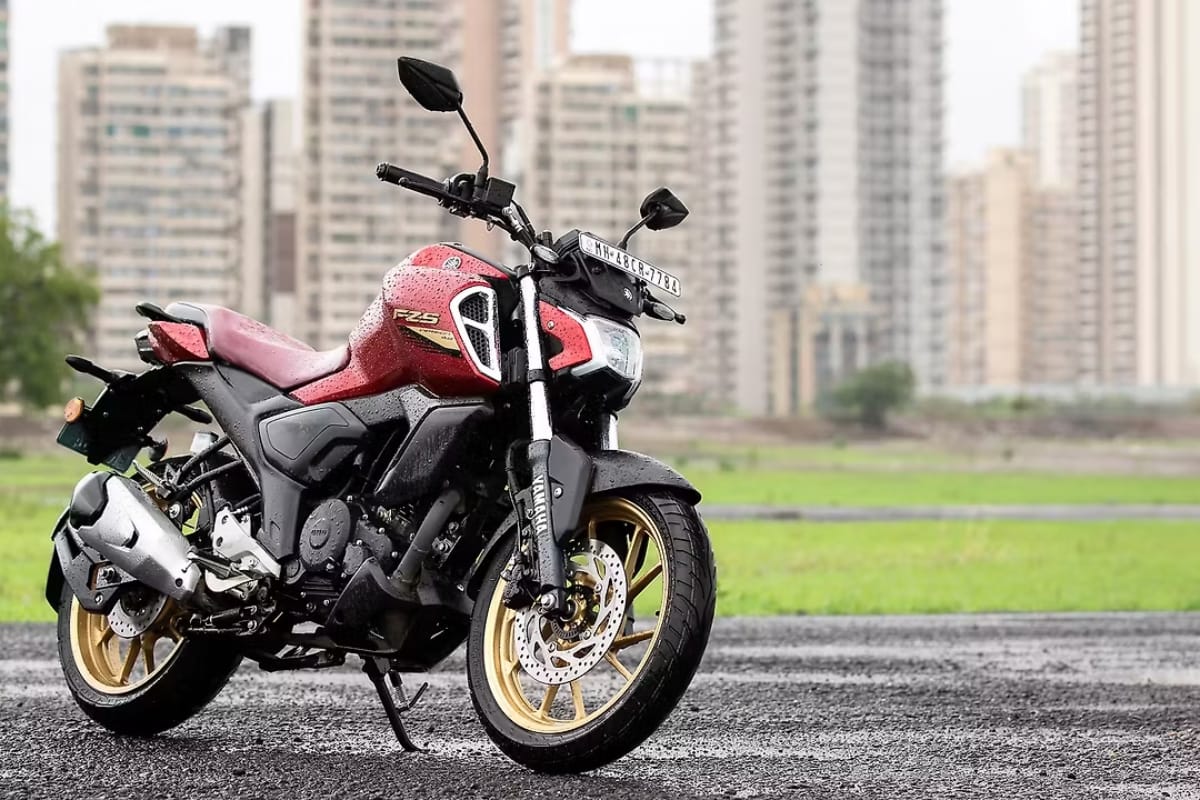 Nirbhay 2025 08 26T150140.098 यामाहा FZ S FI 149CC BS6 इंजन और 12.2BHP पावर स्ट्रीट बाइक सिर्फ 1,23,485 से शुरू होती है