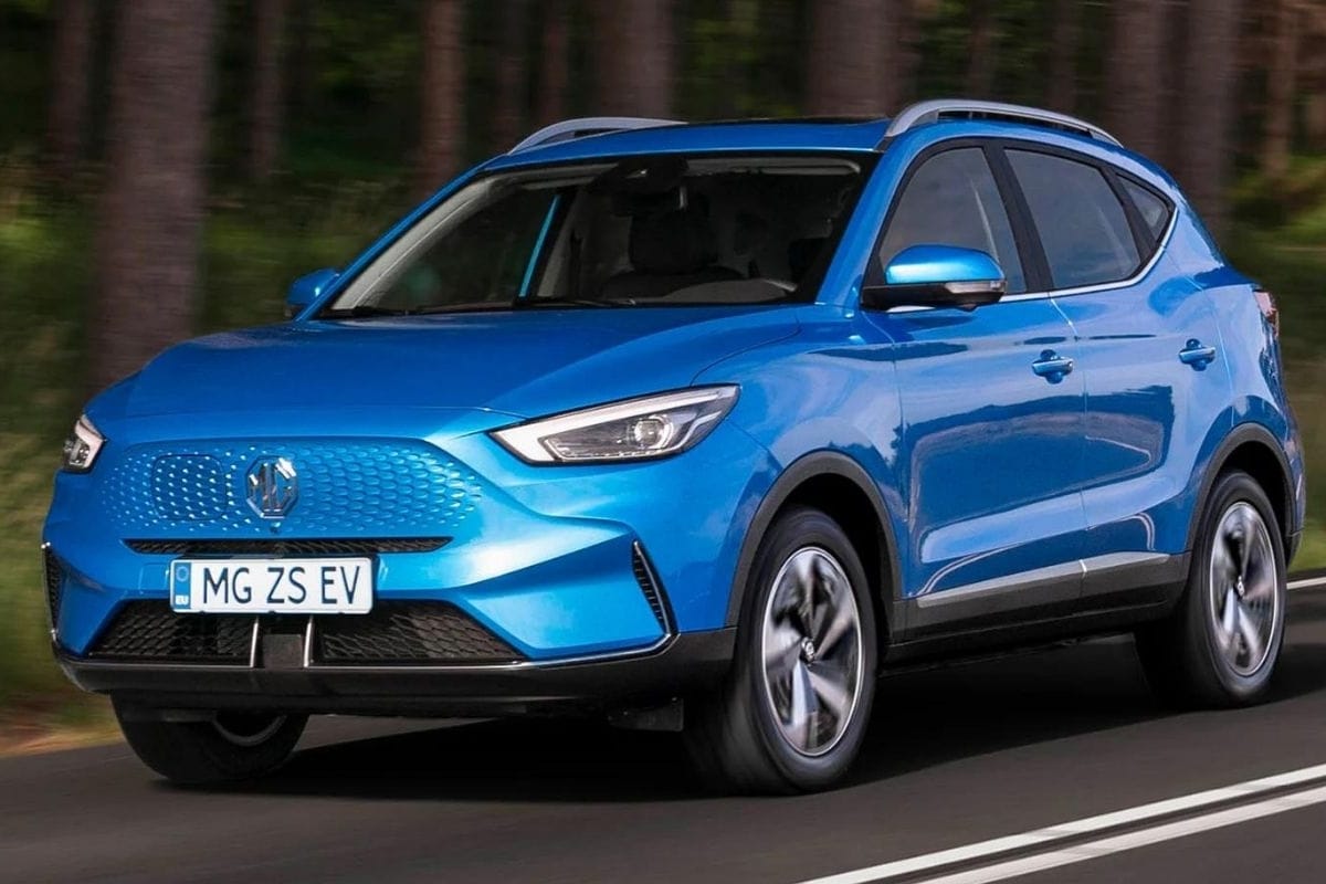 Nirbhay 2025 08 27T042740.931 Mg ZS EV 461 किमी रेंज के साथ इलेक्ट्रिक SUV, कीमत 15.50 लाख से 18.00 लाख