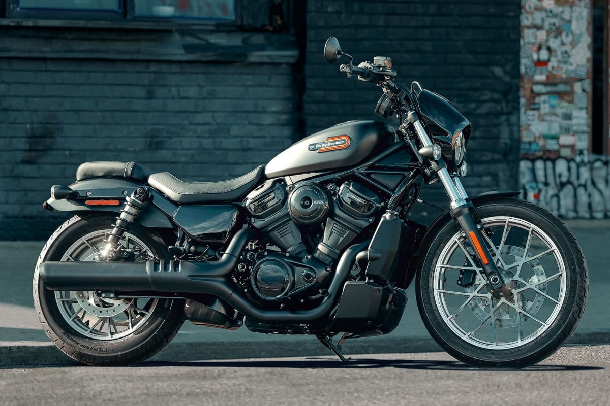 Nirbhay 2025 08 27T045056.260 हार्ले डेविडसन नाइट्स 975cc v ट्विन इंजन और 88.5bhp पावर के साथ, मूल्य 13,38,924