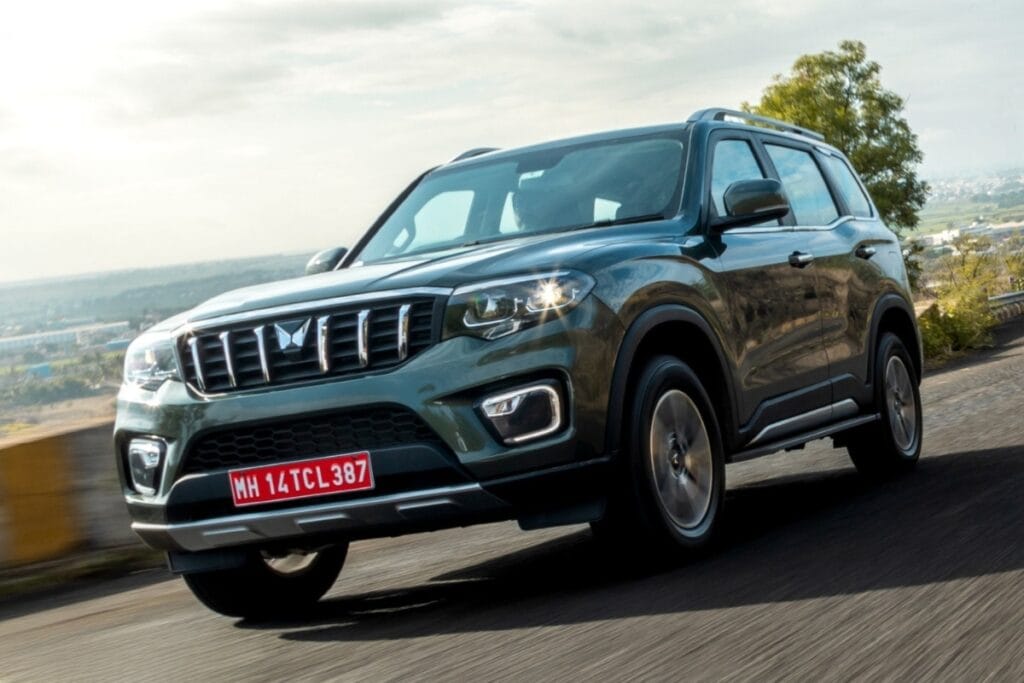 Nirbhay 2025 09 05T124334.238 महिंद्रा स्कॉर्पियो एन पावर 200bhp इंजन, 4xplor AWD फ़ीचर और मूल्य 13.99 लाख